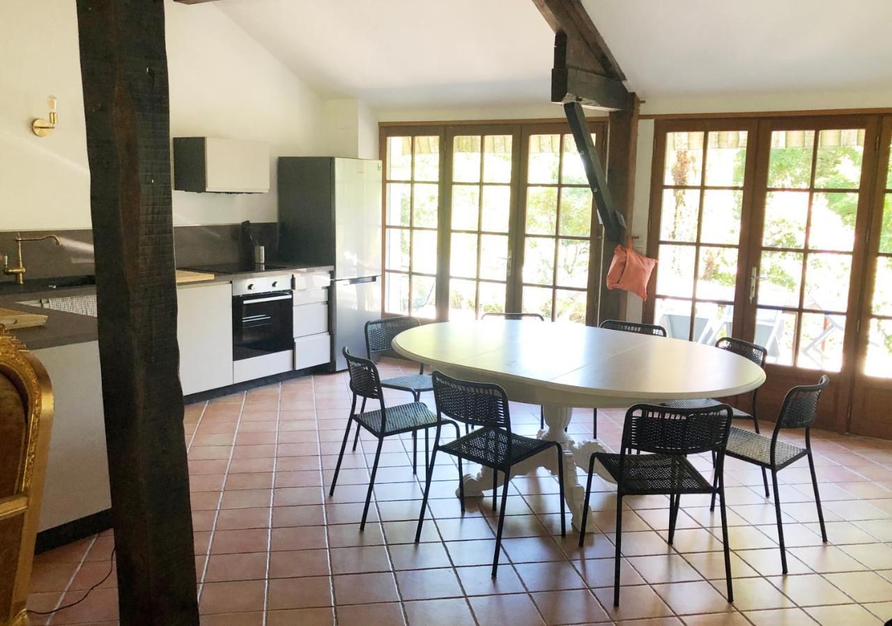 Villa Le Creyssac Saint-Félix-de-Bourdeilles エクステリア 写真